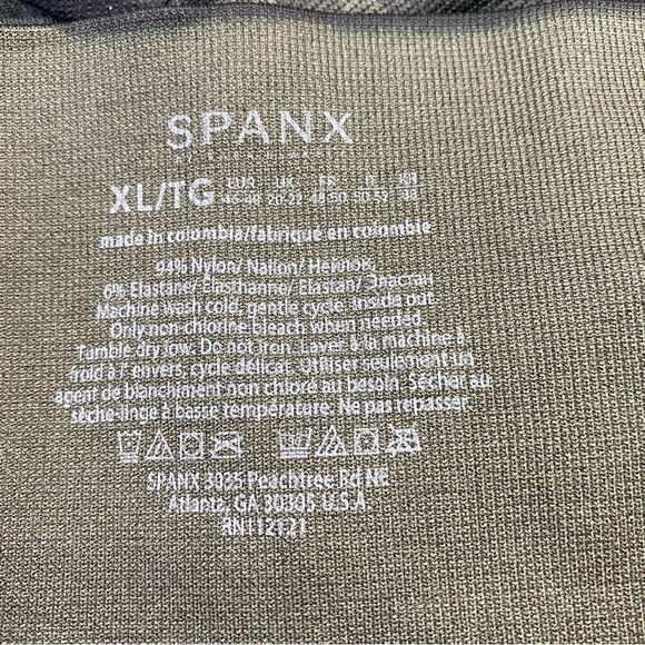 SPANX LOOK AT ME NOW CAMO LEGGINGS - Picture 7 of 8